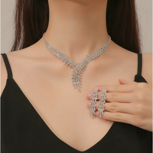 Women's Silver Fashion Wedding Jewelry Luxury Crystal Pearl Necklace/Earrings Ladies Jewelry Sets for Bridal Women's Silver Fashion Wedding Jewelry Luxury Crystal Pearl Necklace/Earrings Ladies Jewelry Sets for Bridal