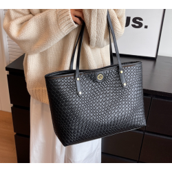 New Black Fashion Casual Lingge Embroidered Scarf One Shoulder Small Square Bag Shoulder Strap Letter Printing Cross Body Women's Bag