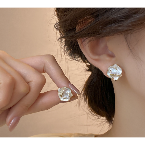 Imitation Flower Stud Earrings for Women Round Wedding Party Ear Jewelry Wholesale