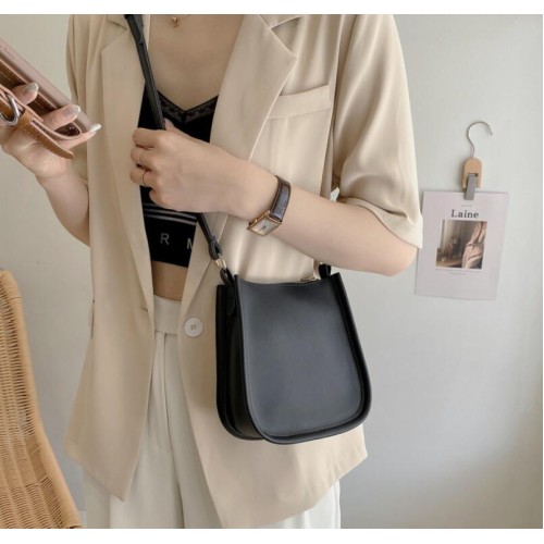 PU Leather Fashion Design Crossbody Bags For Women Summer Travel Shoulder Bags Large Capacity Handbags and Purse Armpit Hobo Bag PU Leather Fashion Design Crossbody Bags For Women Summer Travel Shoulder Bags Large Capacity Handbags and Purse Armpit Hobo Bag