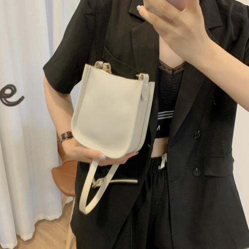 White PU Leather Fashion Design Crossbody Bags For Women Summer Travel Shoulder Bags Large Capacity Handbags and Purse Armpit Hobo Bag White PU Leather Fashion Design Crossbody Bags For Women Summer Travel Shoulder Bags Large Capacity Handbags and Purse Armpit Hobo Bag